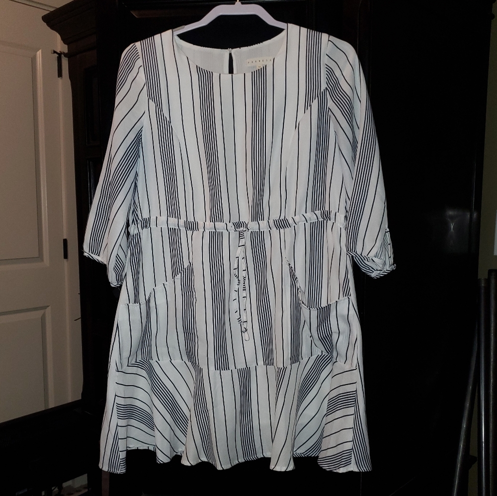 Promesa Tunic Dress